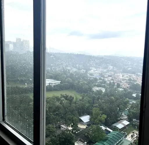 Apartment 2-br Unit In It Park