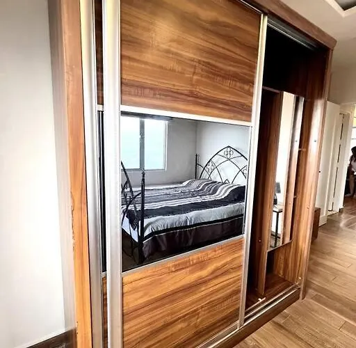 Apartment 2-br Unit In It Park *