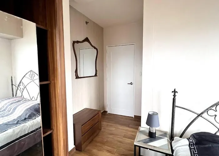 Apartment 2-br Unit In It Park *